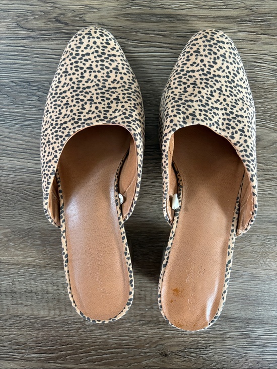 Universal Thread Shoes - Report Leopard-Print Slip-On Mules - Tan and Black